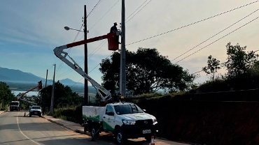 Cerpalo instala novo transformador e três novos postes no Morro do Siriú