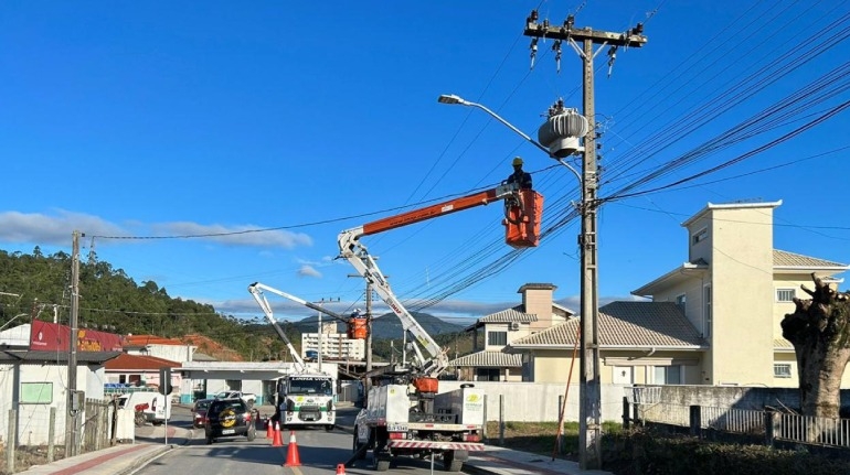 Ampliação de redes e novos transformadores